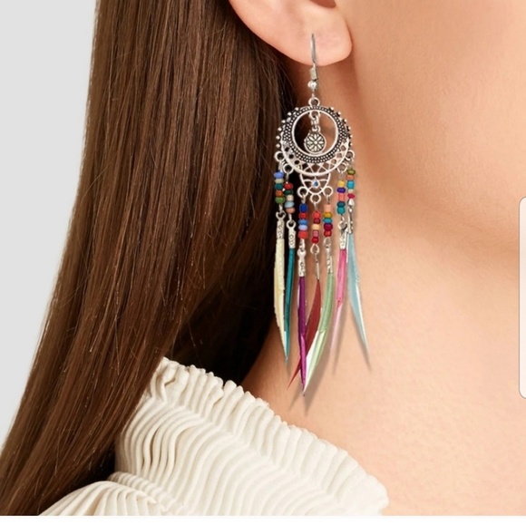 Feather boho drop earrings - Picture 3 of 4